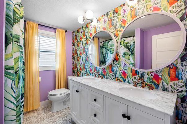 Bathroom, Dual Sink Vanities, Interior
