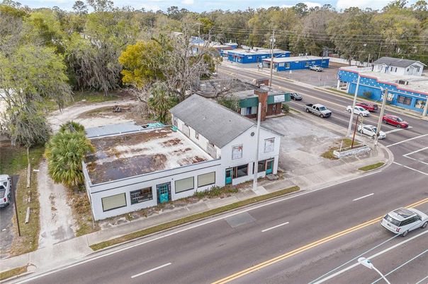 Exterior, Drone