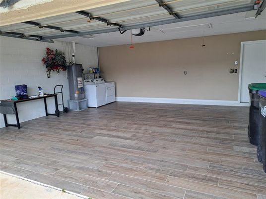 Garage, Interior, Washer, Wood Texture Flooring