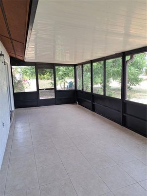 Empty room, Interior, Sun Room