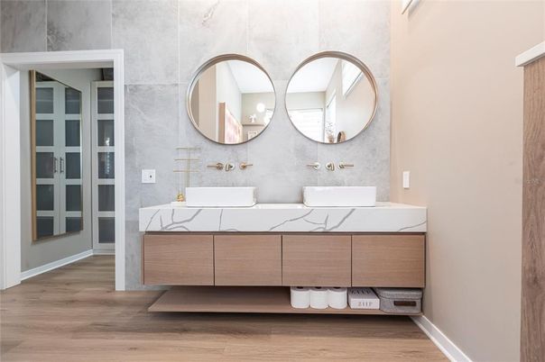 Bathroom, Dual Sink Vanities, Interior, Wood Texture Flooring