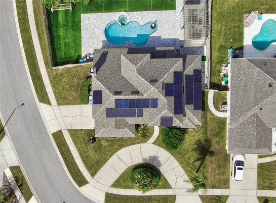 Exterior, Drone