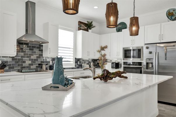 Interior, Kitchen, Pendant Lights, Recessed Lighting, Stainless Steel Appliances