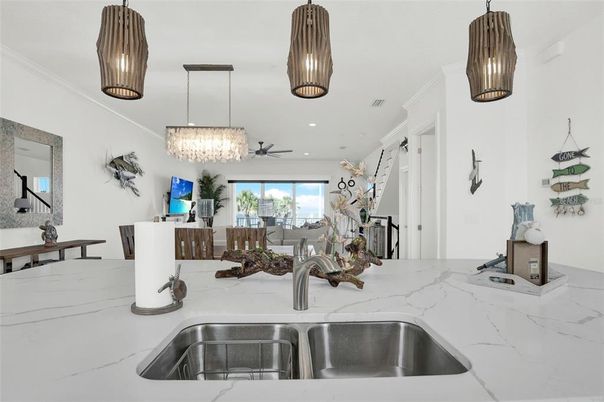 Dining room, Interior, Kitchen, Pendant Lights, Recessed Lighting