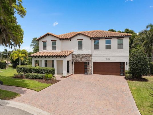 Attached, Exterior, Facade, Spanish Mediterranean