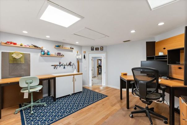 Home Office, Interior, Recessed Lighting, Wood Texture Flooring