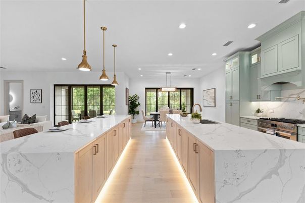 Dining room, Interior, Kitchen, Pendant Lights, Recessed Lighting, Wood Texture Flooring
