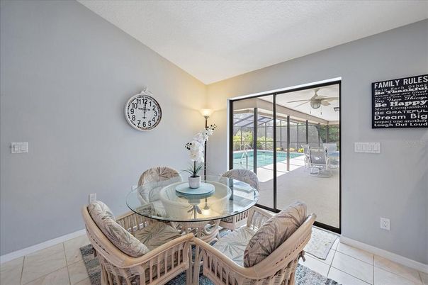 Dining room, Interior