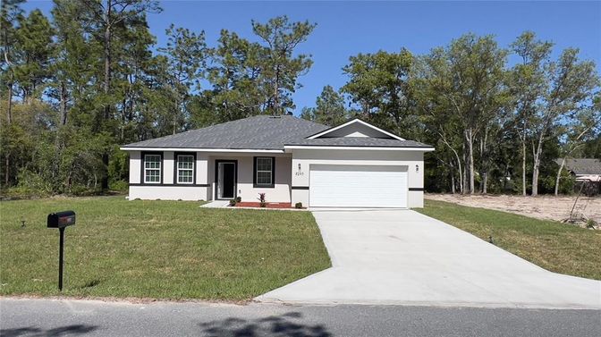 Attached, Exterior, Facade, Ranch