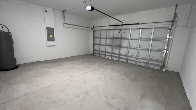 Garage, Interior