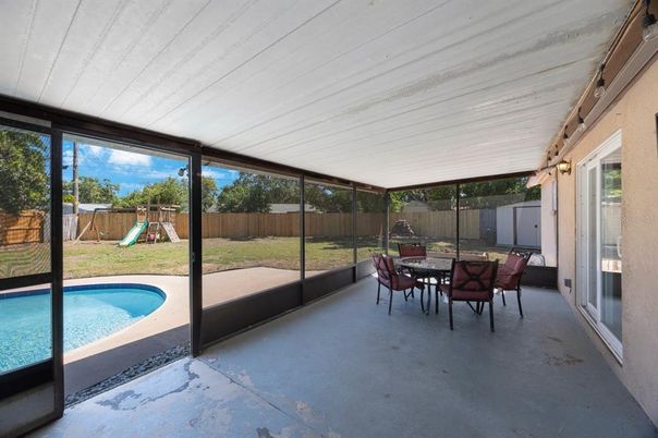 Dining room, Interior, Pool, Sun Room