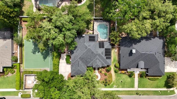 Exterior, Drone