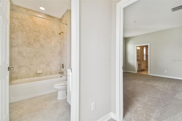 Bathroom, Interior, Recessed Lighting