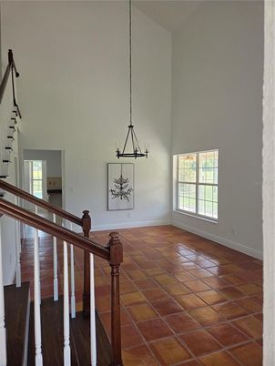Empty room, Interior, Pendant Lights