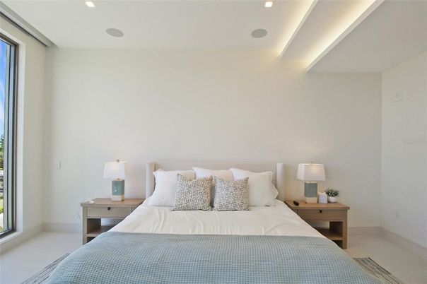 Bedroom, Interior, Recessed Lighting