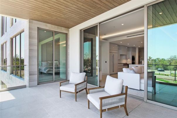Exterior, Interior, Kitchen, Recessed Lighting, Wooden Ceilings