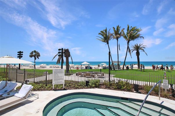 Exterior, Pool, Water