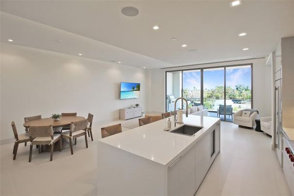 Dining room, Interior, Kitchen, Recessed Lighting