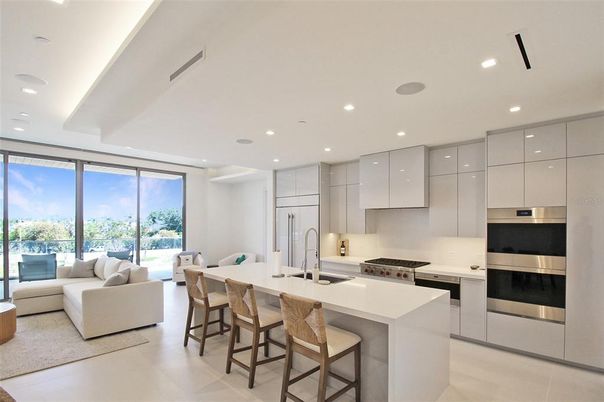 Interior, Kitchen, Living room, Recessed Lighting, Stainless Steel Appliances
