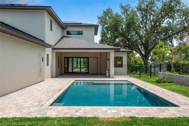 Exterior, Pool