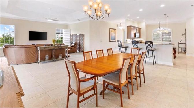 Chandelier, Dining room, Interior, Kitchen, Living room, Pendant Lights, Recessed Lighting