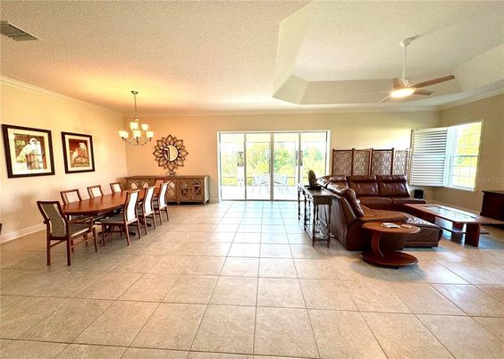 Chandelier, Dining room, Interior, Living room