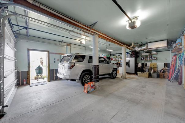 Garage, Interior