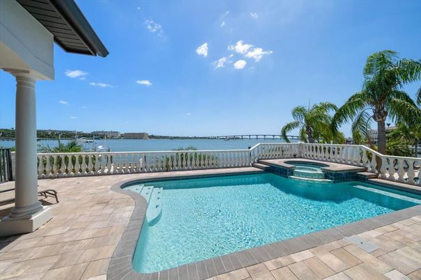 Exterior, Pool, Water