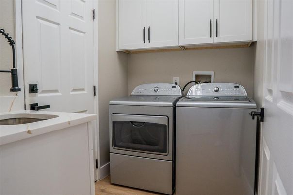 Interior, Washer
