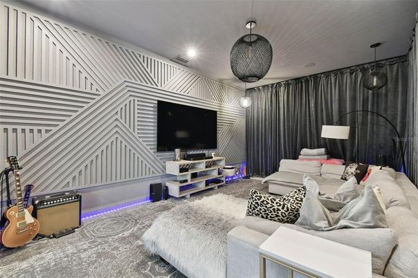 Interior, Living room, Pendant Lights, Recessed Lighting