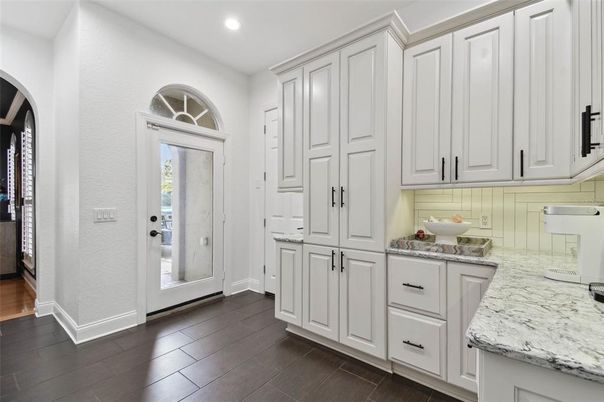 Interior, Kitchen, Recessed Lighting, Wood Texture Flooring