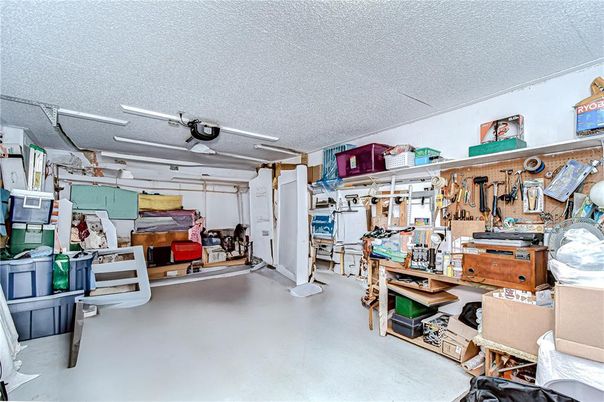 Garage, Interior