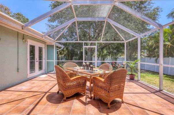 Glass Ceilings, Interior, Sun Room