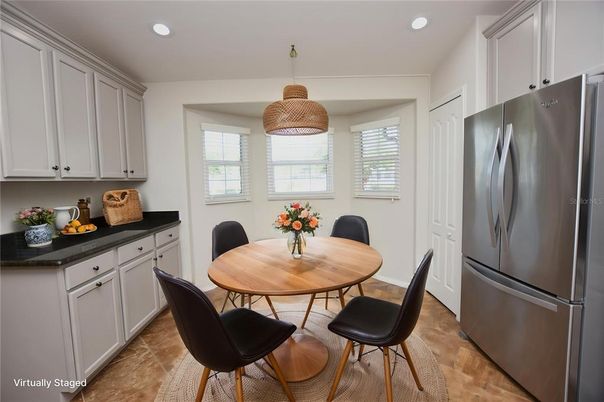 Dining room, Interior, Kitchen, Pendant Lights, Recessed Lighting