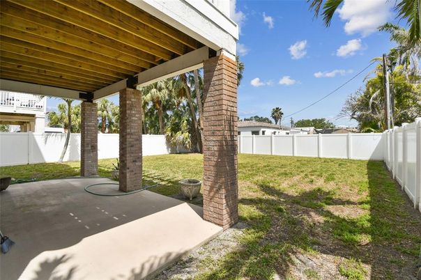 Backyard, Exterior