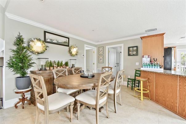 Dining room, Interior, Recessed Lighting