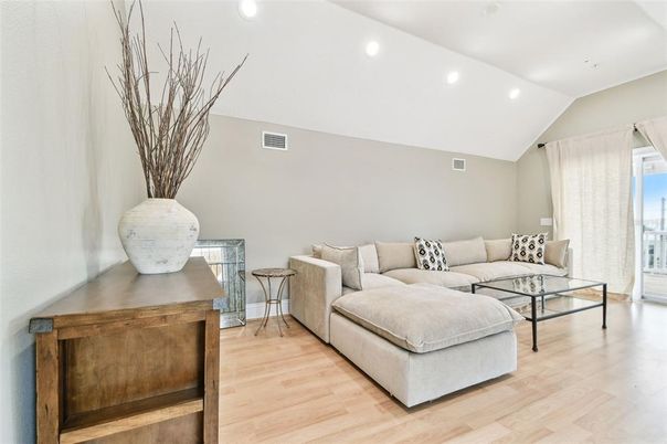 Interior, Living room, Recessed Lighting, Wood Texture Flooring