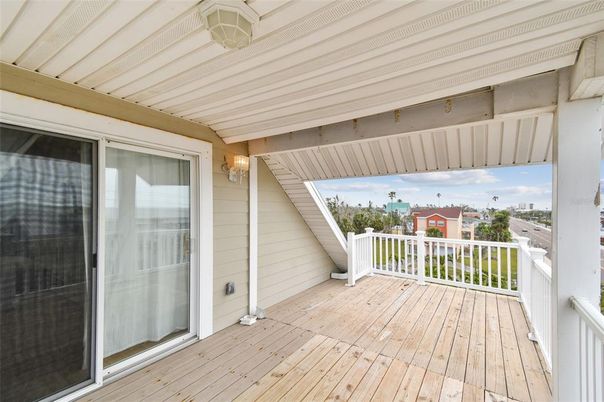 Exterior, Wood Texture Flooring