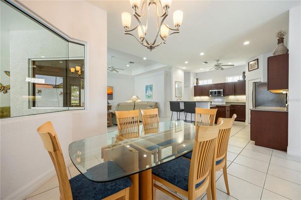 Chandelier, Dining room, Interior, Kitchen, Recessed Lighting