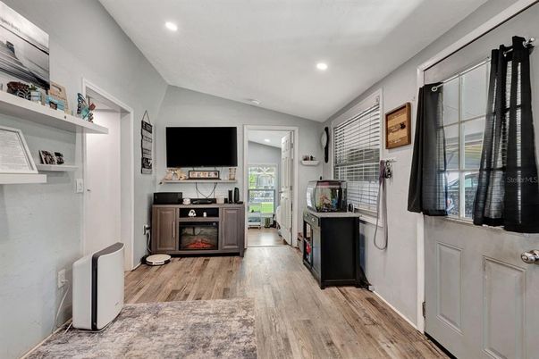 Interior, Recessed Lighting, Wood Texture Flooring