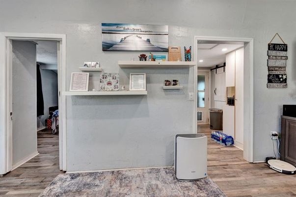 Interior, Recessed Lighting, Wood Texture Flooring