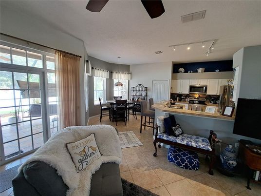 Dining room, Interior, Kitchen, Pendant Lights, Stainless Steel Appliances