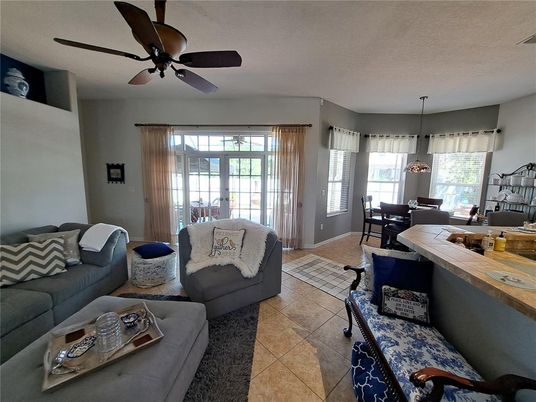 Dining room, Interior, Living room, Pendant Lights