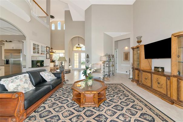 Interior, Kitchen, Living room, Pendant Lights, Stainless Steel Appliances