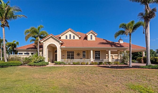 Backyard, Exterior, Facade, Mediterranean