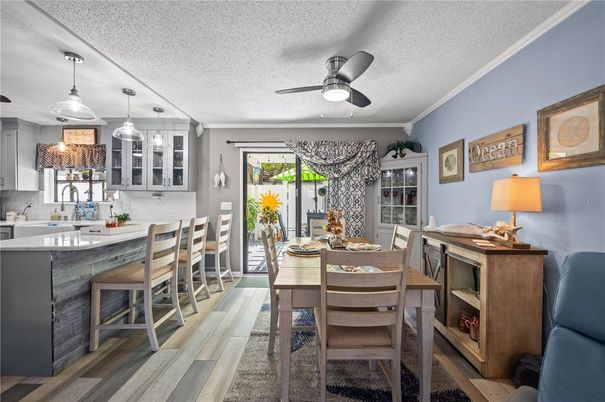 Dining room, Interior, Kitchen, Pendant Lights, Wood Texture Flooring