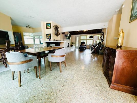 Dining room, Fireplace, Interior