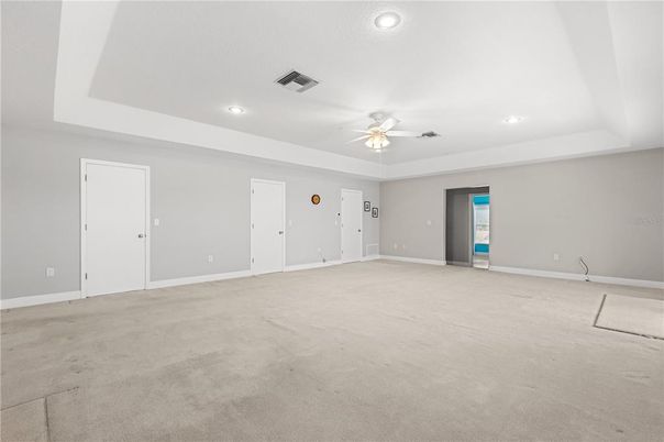 Empty room, Interior, Recessed Lighting