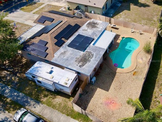 Exterior, Drone