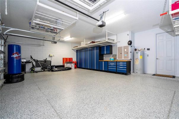 Garage, Interior